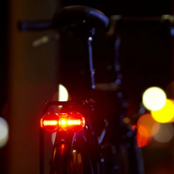 B&M Busch & Müller - Toplight Flat S - Feu Arrière Sur Pile 5 B&M Busch & Müller - Toplight Flat S - Feu Arrière Sur Pile – Image 3